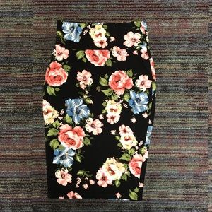 Black floral pencil skirt